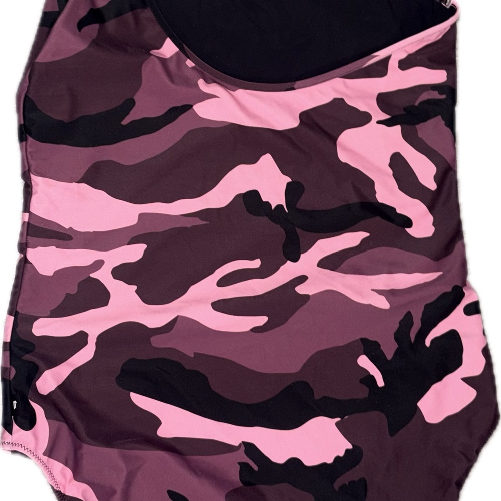 Balenciaga Black/pink one shoulder jersey camo New boutique swimsuit 🩱 - Picture 7 of 16